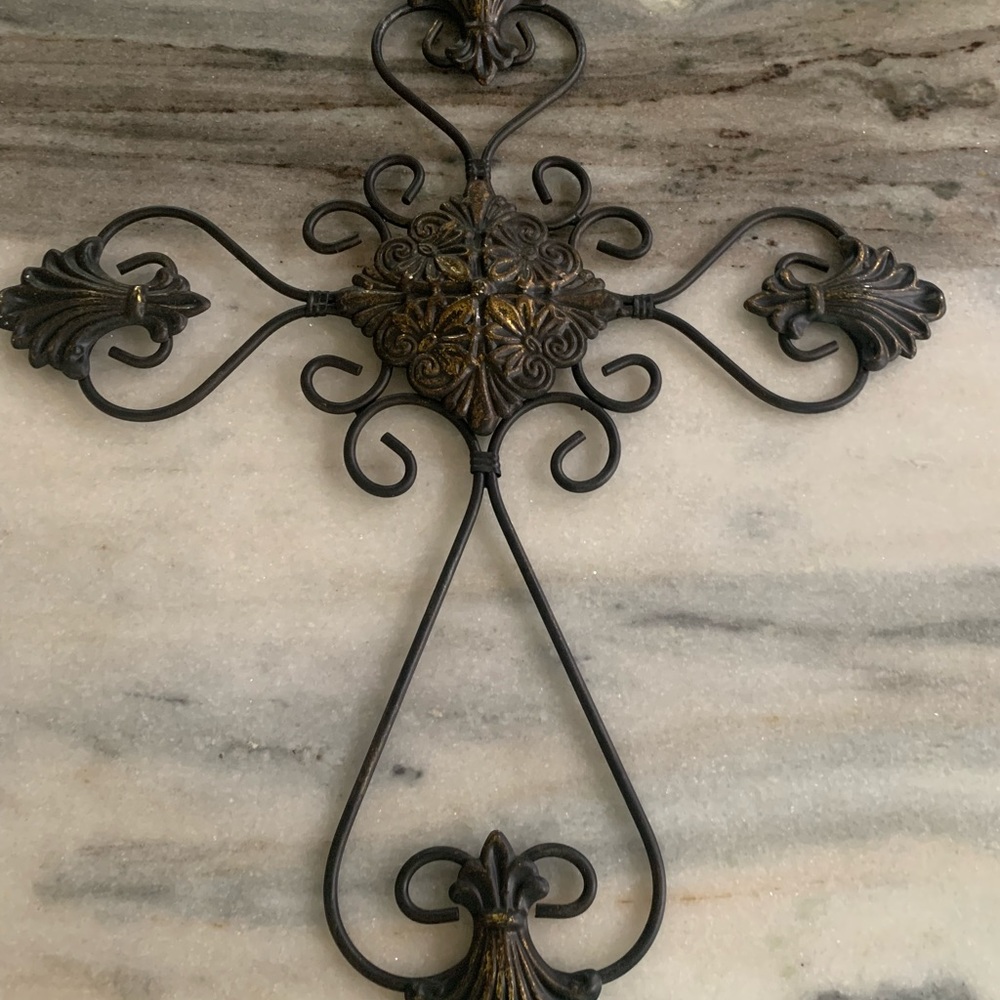 Beautiful Decorative Metal Cross